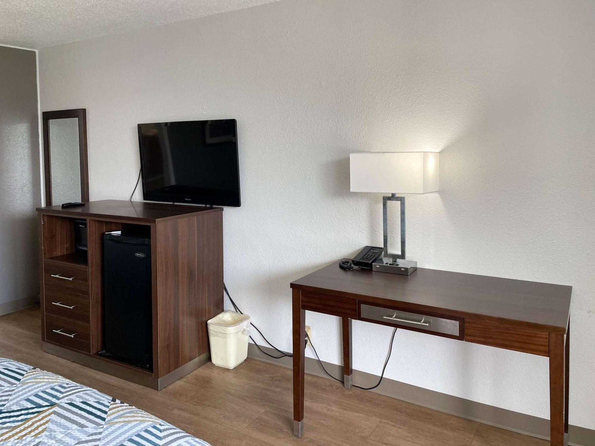 Motel 6 Opelika Al Εξωτερικό φωτογραφία